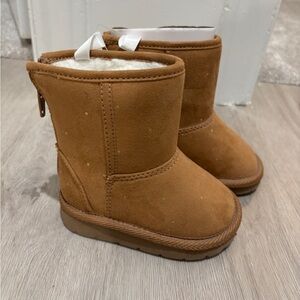 GAP Tan Kids Boots